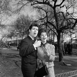Helen Shapiro and Cliff Richard in the Embankment Gardens before going to the Variety Helen Shapiro and Cliff Richard in the Embankment Gardens before going to the Variety