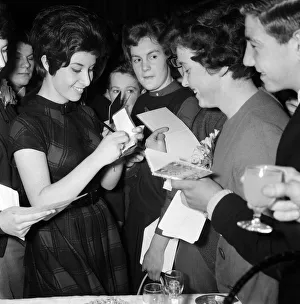 Helen Shapiro signing autographs for newsboys and girls at the Daily Mirror' Helen Shapiro signing autographs for newsboys and girls at the Daily Mirror'