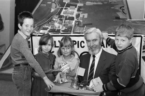 Helping to promote the Kirklees Primary Science and Technology Fair is Mr Bill Warnock Helping to promote the Kirklees Primary Science and Technology Fair is Mr Bill Warnock