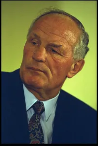 Henry Cooper Former British Heavyweight Boxing Champion Henry Cooper Former British Heavyweight Boxing Champion
