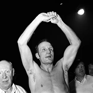 Henry Cooper wins back the British heavyweight title from Jack Bodell Henry Cooper wins back the British heavyweight title from Jack Bodell