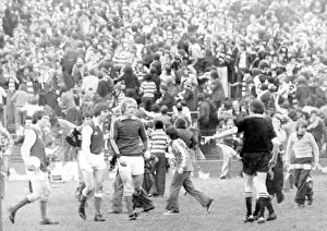 Hibernian versus Celtic march 1978 riot at easter road match between hibs & celtic Hibernian versus Celtic march 1978 riot at easter road match between hibs & celtic