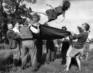 'Holidays with pay'. The Ministry of Agriculture required 150 'Holidays with pay'. The Ministry of Agriculture required 150