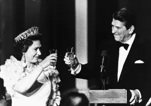 HRH Queen Elizabeth 2 having a toast to both their countries with American President HRH Queen Elizabeth 2 having a toast to both their countries with American President