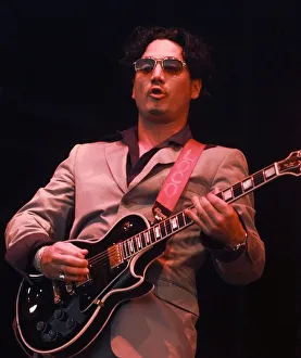 Huey from the Fun Lovin Criminals June 1999 performing on stage at the Glastonbury Huey from the Fun Lovin Criminals June 1999 performing on stage at the Glastonbury