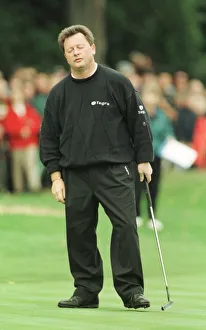 Ian Woosnam Wentworth World Matchplay October 1998 misses his putt on the 18th green Ian Woosnam Wentworth World Matchplay October 1998 misses his putt on the 18th green