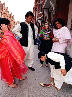 Imran Khan with Family waiting to leave for his Wedding to Jemima Goldsmith at Richmond Imran Khan with Family waiting to leave for his Wedding to Jemima Goldsmith at Richmond