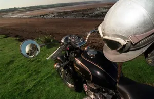 Indian manufactured Royal Enfield Bullet October 1998 Motorcycle Indian manufactured Royal Enfield Bullet October 1998 Motorcycle
