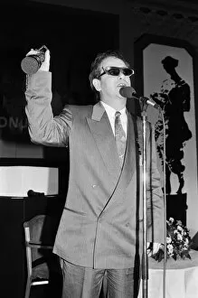 Images Dated 7th April 1986: The Ivor Novello Awards at Gorsvenor House, London. Pictured