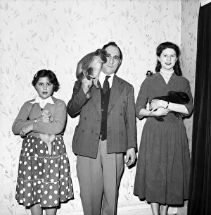 Jack Goodman and family with TV animals. March 1957 A331 Jack Goodman and family with TV animals. March 1957 A331