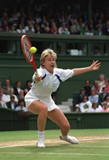 JANA NOVOTNA PLAYING DURING THE 1990 WIMBLEDON CHAMPIONSHIPS JANA NOVOTNA PLAYING DURING THE 1990 WIMBLEDON CHAMPIONSHIPS