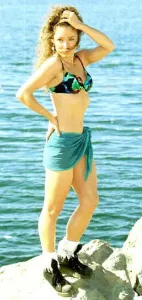 Jayne Collind English actress who appears in TV prog Baywatch and rescues Richard Branson Jayne Collind English actress who appears in TV prog Baywatch and rescues Richard Branson