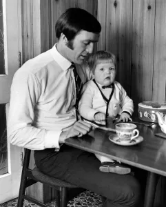 Jeff Astle pictured at home with his youngest daughter Dawn. March 1970 P016891 Jeff Astle pictured at home with his youngest daughter Dawn. March 1970 P016891