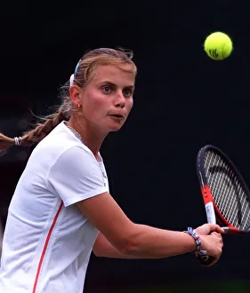 Jelena Dokic playing Mary Pierce at Wimbledon June 1999 Jelena Dokic playing Mary Pierce at Wimbledon June 1999