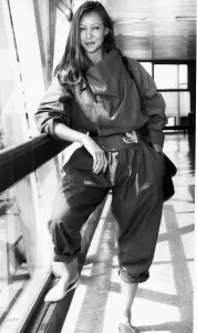 Jenny Agutter British actress at Los Angeles Airport August 1983 A©mirrorpix Jenny Agutter British actress at Los Angeles Airport August 1983 A©mirrorpix