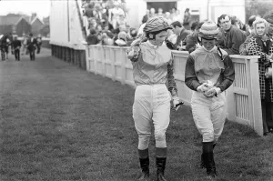 Two of the jockeys in the Daily Mirror Womens Race chat before the race at Redcar 4th Two of the jockeys in the Daily Mirror Womens Race chat before the race at Redcar 4th
