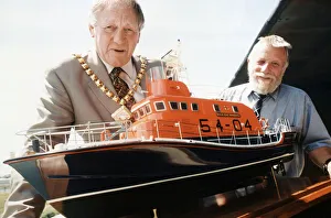 John Batty, Chairman of the Vale, and Ray Brown, Coxswain of the Barry lifeboat John Batty, Chairman of the Vale, and Ray Brown, Coxswain of the Barry lifeboat