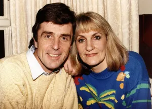 John Stapleton and his wife Lynn Faulds Wood tv presenters Dbase A©Mirrorpix John Stapleton and his wife Lynn Faulds Wood tv presenters Dbase A©Mirrorpix