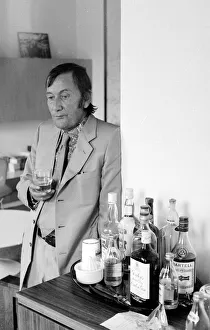 Johnny Speight TV Script Writer - after giving up drinking - alcohol Johnny Speight TV Script Writer - after giving up drinking - alcohol