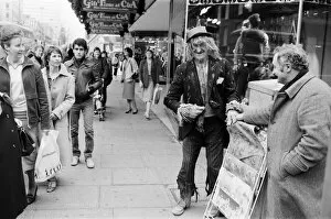 Images Dated 21st November 1980: Jon Pertwee as Worzel Gummidge pictured out and about, dressed in character