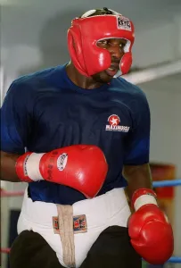 Julius Francis Boxing January 99 British Heavyweight Champion in gym sparring Julius Francis Boxing January 99 British Heavyweight Champion in gym sparring