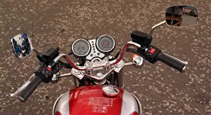 June 1997 Triumph Thunderbird motor cycle instruments handlebars mirrors June 1997 Triumph Thunderbird motor cycle instruments handlebars mirrors