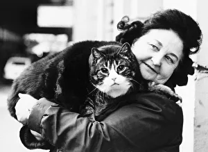June Watson and Tiddles the cat Tiddles wandered into the ladies loo at Paddington June Watson and Tiddles the cat Tiddles wandered into the ladies loo at Paddington