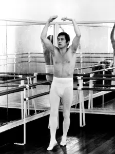 Kevin Finnegan boxer practising his ballet dancing Circa 1975 Kevin Finnegan boxer practising his ballet dancing Circa 1975