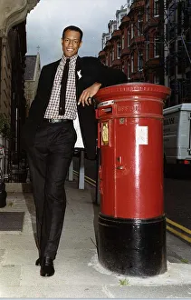 Kevin Peter Hall British actor - October 1988 Kevin Peter Hall British actor - October 1988