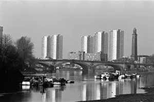 Kew Bridge and the River Thames in London. 5th March 1971 Kew Bridge and the River Thames in London. 5th March 1971