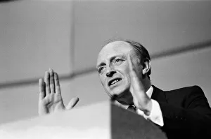 Labour leader Neil Kinnock on the day of the 1987 general election in Pontllanfraith Labour leader Neil Kinnock on the day of the 1987 general election in Pontllanfraith