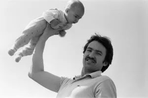 Larry Lamb who starred in the popular television series Fox Larry Lamb who starred in the popular television series Fox