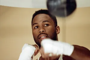 Lennox Lewis training ahead of his world title bout with Tony Tucker. Circa May1993 Lennox Lewis training ahead of his world title bout with Tony Tucker. Circa May1993