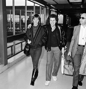 Airport Collection: Leo Sayer and his wife Jan at LAP to fly to Las Vegas where he is to appear on TV