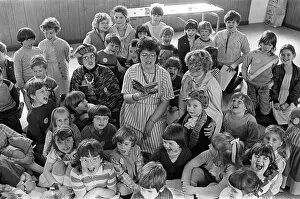 Images Dated 18th April 1985: These Lepton Children enjoy a 'Super Hero'story read to them by library