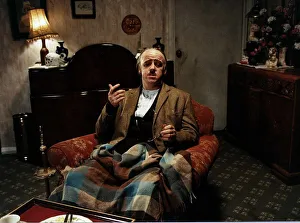 Les Dennis Comedian and TV presenter takes on the role of Marlon Brando as the Godfather Les Dennis Comedian and TV presenter takes on the role of Marlon Brando as the Godfather