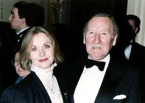 Leslie Phillips Actor and Producer born London with his wife Angela Scoular dbase Leslie Phillips Actor and Producer born London with his wife Angela Scoular dbase