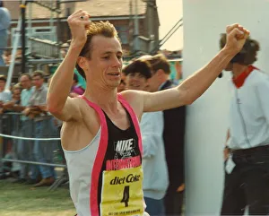 Lib - The Great North Run 16 September 1990 - winner Steve Moneghetti Lib - The Great North Run 16 September 1990 - winner Steve Moneghetti