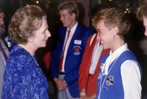 Liz McColgan talking to Margaret Thatcher July 1986 Liz McColgan talking to Margaret Thatcher July 1986