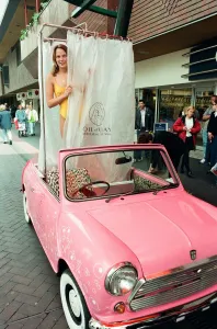 Mirror/0700to0799 00787/local model louise marr takes shower mini car Mirror/0700to0799 00787/local model louise marr takes shower mini car