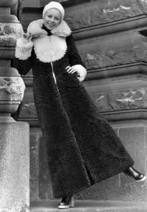 Long warm days. Winter is no time for shivering. And there is no need with a coat like Long warm days. Winter is no time for shivering. And there is no need with a coat like