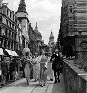 Ludgate Hill Shakespearean players perform extracts from the Bards many plays Ludgate Hill Shakespearean players perform extracts from the Bards many plays