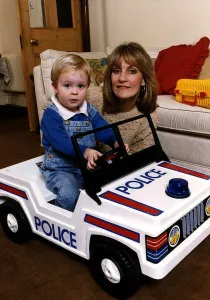 Lynn Stapleton tv presenter and wife of John Stapleton with her son Lynn Stapleton tv presenter and wife of John Stapleton with her son