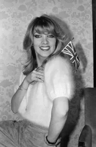 Lynsey de Paul at Wembley for a rehearsal of the Eurovision Song Contest. 6th May 1977 Lynsey de Paul at Wembley for a rehearsal of the Eurovision Song Contest. 6th May 1977