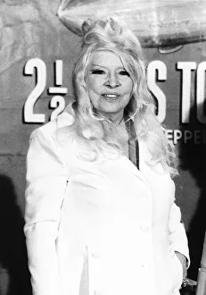 Mae West/Film Actress - February 1975 Dbase MSI Mae West/Film Actress - February 1975 Dbase MSI
