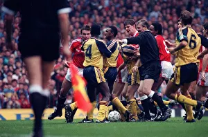 Manchester United players clash with Arsenal on pitch MSI Manchester United players clash with Arsenal on pitch MSI