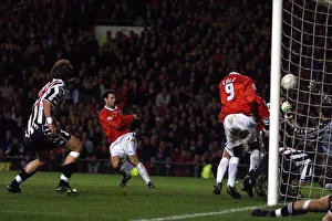 Manchester United v Juventus European Cup Semi Final April 1999 Ryan Giggs scores a late Manchester United v Juventus European Cup Semi Final April 1999 Ryan Giggs scores a late
