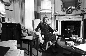 MARGARET THATCHER INSIDE NUMBER 10 DOWNING STREET 13/06/1983 MARGARET THATCHER INSIDE NUMBER 10 DOWNING STREET 13/06/1983