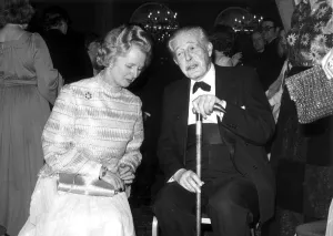 MARGARET THATCHER AND LORD MACMILLAN - MARCH 1976 MARGARET THATCHER AND LORD MACMILLAN - MARCH 1976