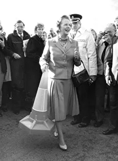 Margaret Thatcher PM officially opens the M25 Motorway, which is 117 miles long Margaret Thatcher PM officially opens the M25 Motorway, which is 117 miles long